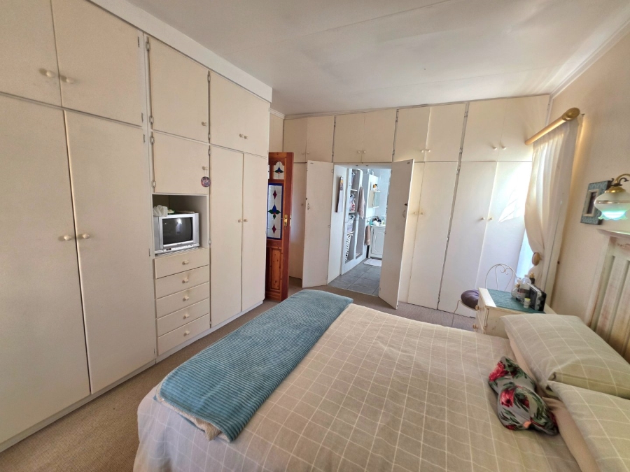 5 Bedroom Property for Sale in Panorama Free State